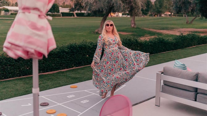 Lizzie in Lace Takes You Inside Pretty in Pink